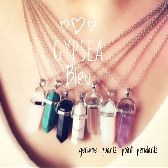 SOLD‼️ Clear Crystal Quartz Pendant 🌴 - Picture 4 of 4